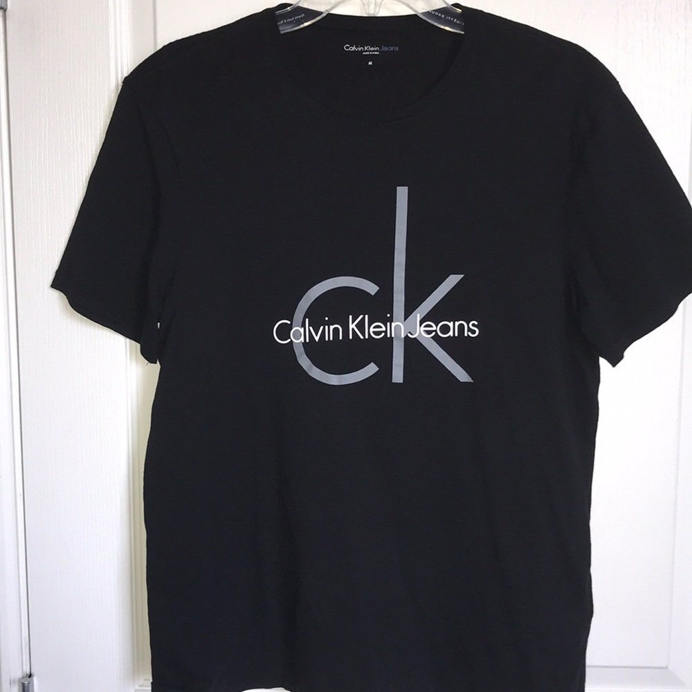 Calvin Klein Tee